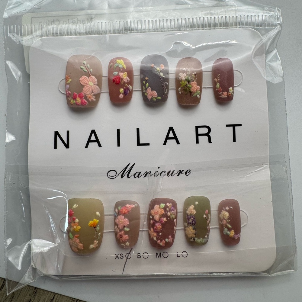 Press‎ On Nails 3D Floral Embossed Matte Short Square XS/S/M/L NailArt Manicure